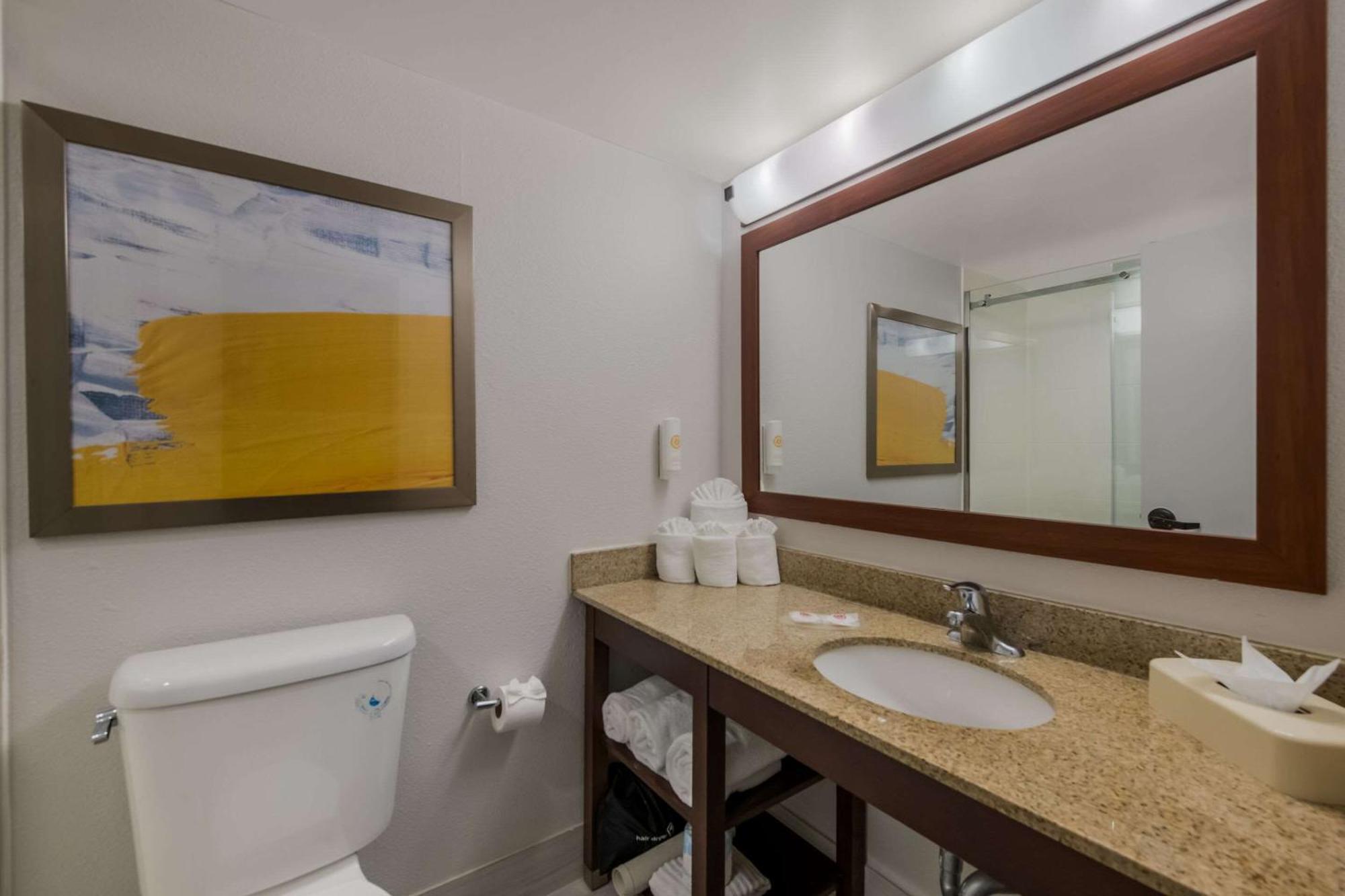 Comfort Inn Newport News - Hampton I-64 Bagian luar foto