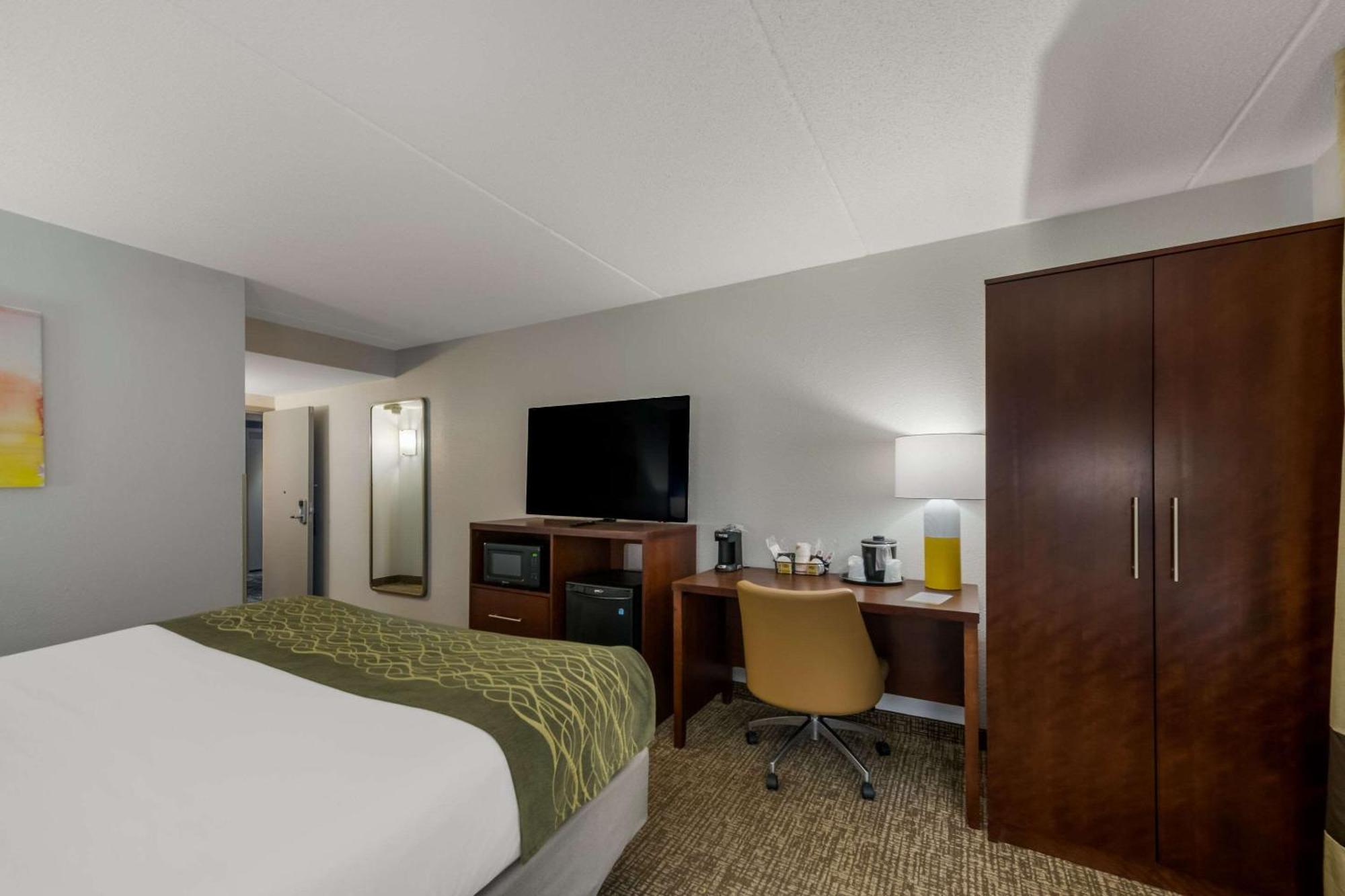 Comfort Inn Newport News - Hampton I-64 Bagian luar foto