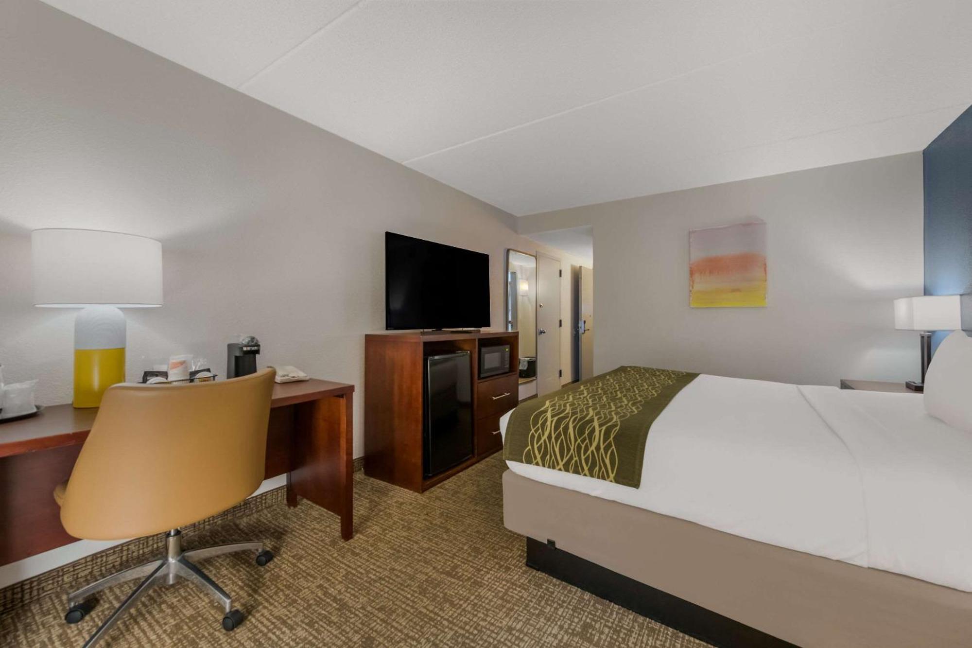 Comfort Inn Newport News - Hampton I-64 Bagian luar foto