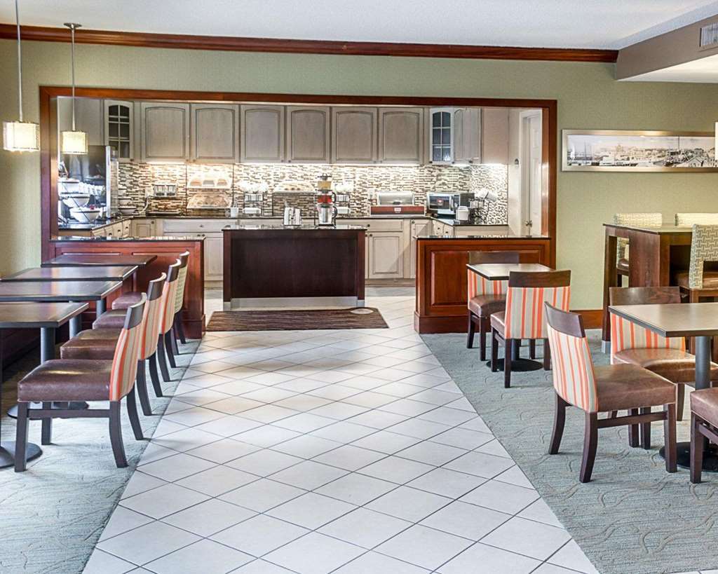 Comfort Inn Newport News - Hampton I-64 Restoran foto